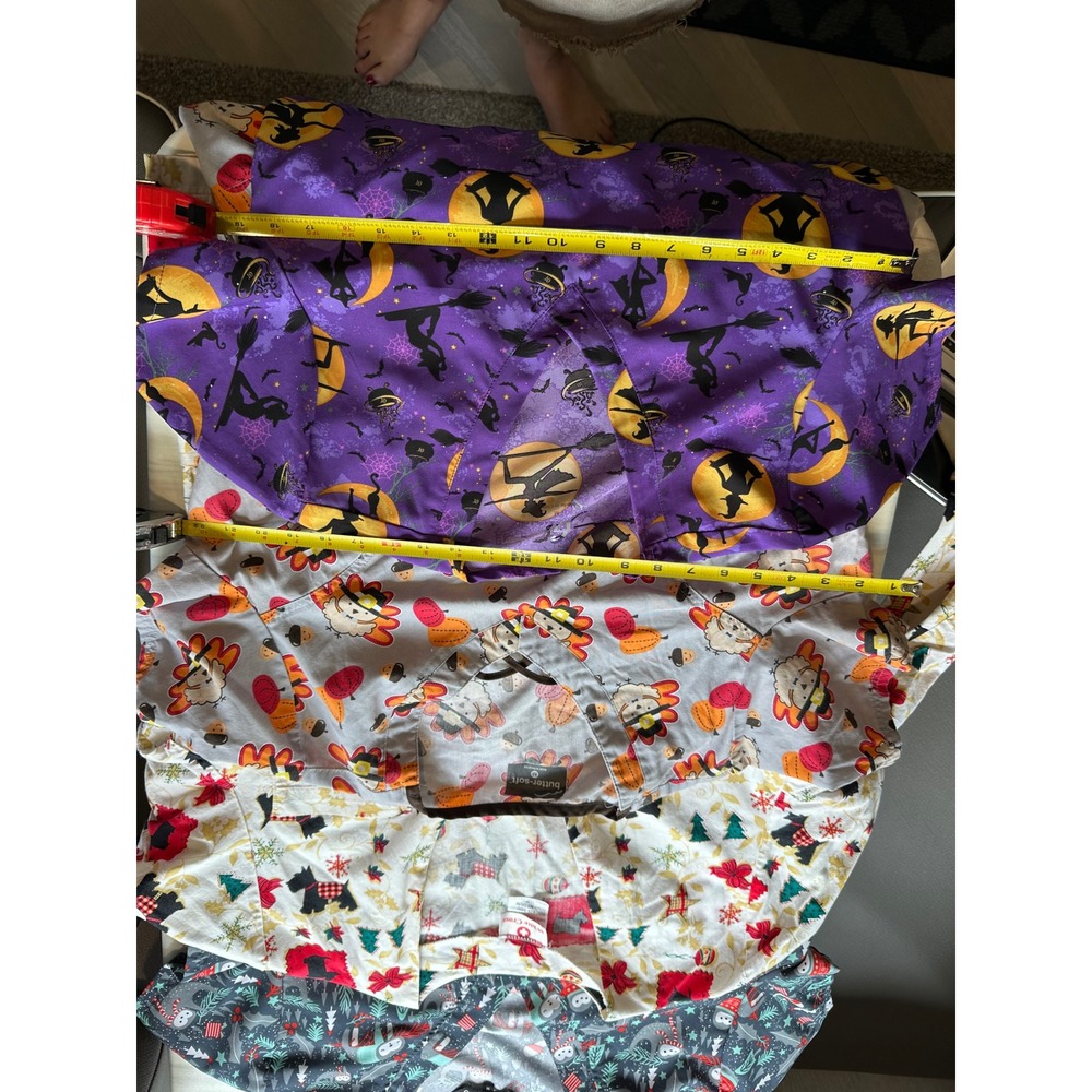 Lot of 4 Womens Holiday Scrub Tops Halloween Thanksgiving Christmas Sloths Med. - Picture 2 of 15